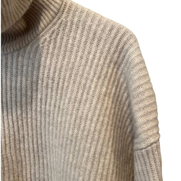 Vince Ribbed Half Zip Sweater Size Medium - Picture 8 of 12
